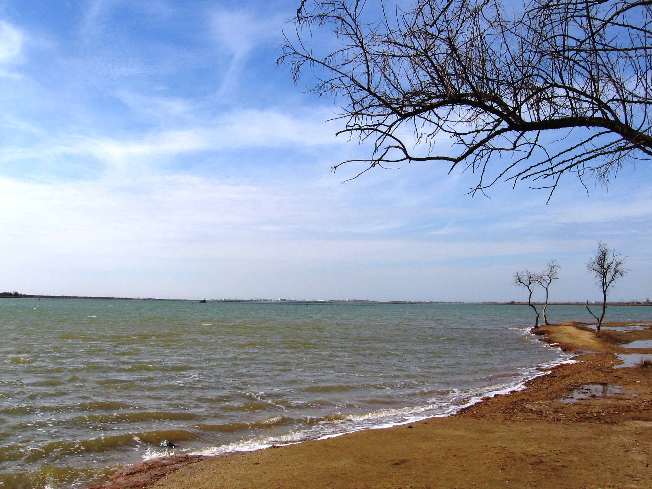 Об озерах целебных.