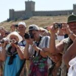 (Русский) Россияне создали народное движение «За отдых в Крыму»