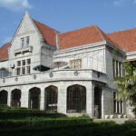 (Русский) Дворец Харакс