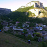 Власти Бахчисарая решили отобрать выданные без очереди участки