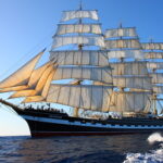 (Русский) Российский парусный барк "Крузенштерн" примет участие в торжествах в честь Дня Победы в Севастополе