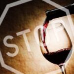 (Русский) В Алуште запретили рекламу алкоголя (Русский) В Алуште запретили рекламу алкоголя