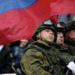 Первые офицеры прибывают в воинские части России в Крыму