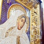 В Севастополе открылась выставка икон из бисера