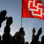 В Симферополе распространяли листовки с призывами к экстремистской деятельности