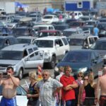 Горсовет Керчи запретил продавать алкоголь в очереди на Керченской переправе