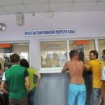 Из-за усилившегося ветра на Керченской переправе скопилась очередь из автомобилей