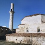 (Русский) Власти Крыма отреставрируют исламские святыни и памятники Средневековья на полуострове