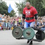 (Русский) В Феодосии прошли состязания силачей (Русский) В Феодосии прошли состязания силачей