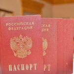 (Русский) С ноября в Крыму пообещали увольнять сотрудников ФМС за очереди и ошибки в паспортах