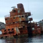 РГО: старые украинские суда превратят в Крыму в искусственные рифы