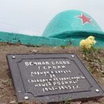 (Русский) Госсовет Крыма за свои деньги восстановит братскую могилу времен войны