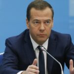 Медведев проведет совещание по развитию малого бизнеса в Крыму