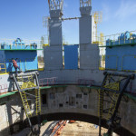 Спецстрой разъяснил студентам порядок зарплат на "Восточном"