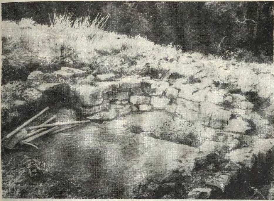 Раскопки часовни Фото